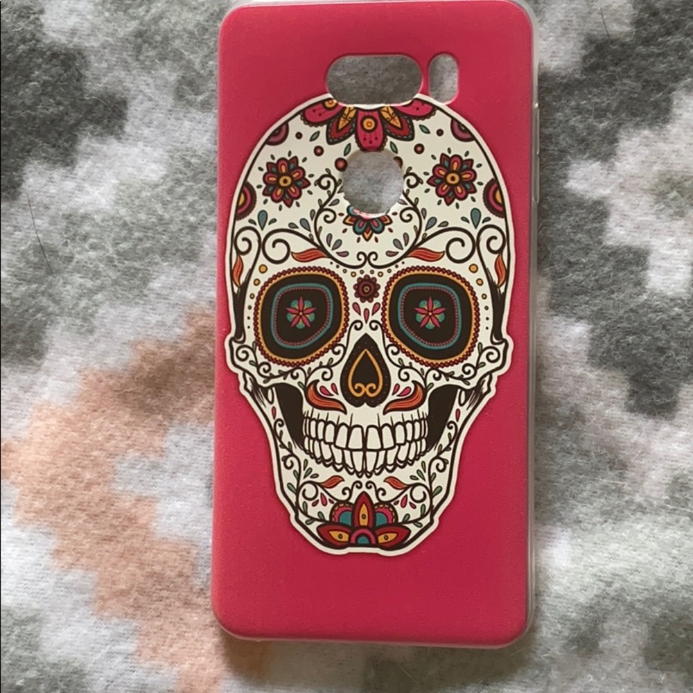 Skull LG V30 phone case